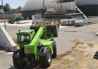 Телескопични манипулатори на материали Merlo TF 50.8 T-120