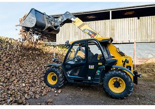 Телескопични манипулатори на материали Caterpillar TH306D