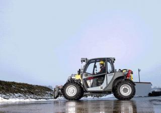Телескопични манипулатори на материали Wacker Neuson TH522