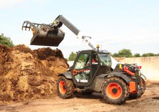 Телескопични манипулатори на материали Bobcat TL30.60 AGRI Low Cab 100 IV