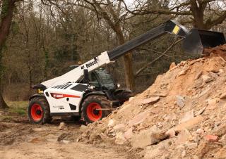 Телескопични манипулатори на материали Bobcat TL35.70 AGRI 100 IV
