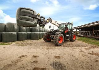 Телескопични манипулатори на материали Bobcat TL38.70HF AGRI 130 IV