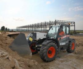 Телескопични манипулатори на материали Bobcat TL470 IIIB