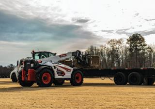 Телескопични манипулатори на материали Bobcat VersaHANDLER V923