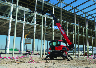 Телескопични товарачи с горна конструкция Manitou MRT-X 1845