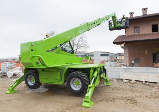Телескопични товарачи с горна конструкция Merlo Roto 38.16 S