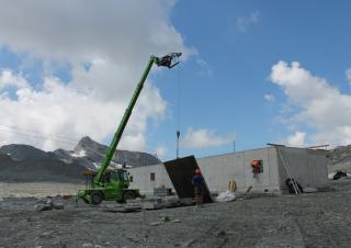 Телескопични товарачи с горна конструкция Merlo Roto 45.21 MCSS
