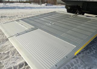 Товарни платформи ZEPRO ZHZ 600-85