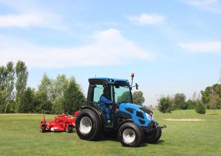 Трактори 4WD (задвиждане на четирите колела) Landini 2-060
