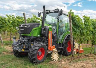 Трактори 4WD (задвиждане на четирите колела) Fendt 207 V Vario Power