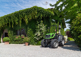 Трактори 4WD (задвиждане на четирите колела) DEUTZ-FAHR 3060