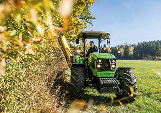 Трактори 4WD (задвиждане на четирите колела) DEUTZ-FAHR 4080 E