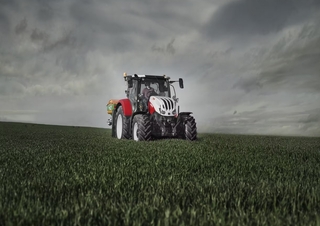 Трактори 4WD (задвиждане на четирите колела) Steyr 4135 Profi CVT 