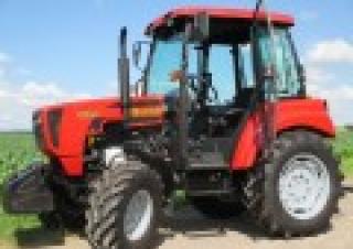 Трактори 4WD (задвиждане на четирите колела) Belarus 422.4