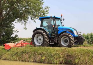 Трактори 4WD (задвиждане на четирите колела) Landini 5-100H