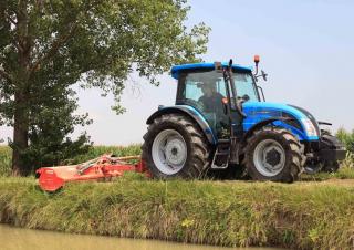 Трактори 4WD (задвиждане на четирите колела) Landini 5-110H