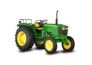 Трактори 4WD (задвиждане на четирите колела) John Deere 5060E