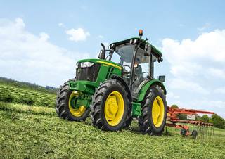 Трактори 4WD (задвиждане на четирите колела) John Deere 5067E