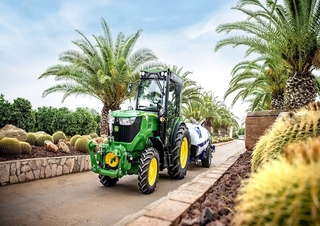 Трактори 4WD (задвиждане на четирите колела) John Deere 5105GN