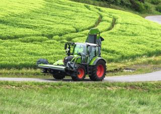 Трактори 4WD (задвиждане на четирите колела) Fendt 514 Vario ProfiPlus