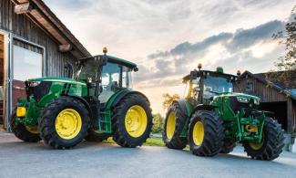 Трактори 4WD (задвиждане на четирите колела) John Deere 6110 MC