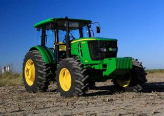 Трактори 4WD (задвиждане на четирите колела) John Deere 6095B