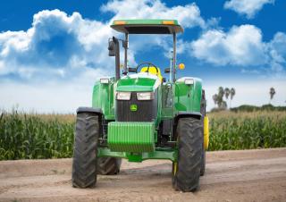 Трактори 4WD (задвиждане на четирите колела) John Deere 6100E