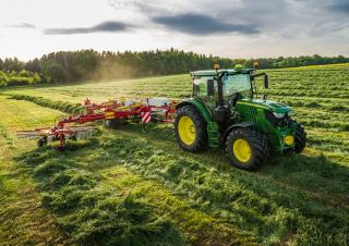 Трактори 4WD (задвиждане на четирите колела) John Deere 6130R