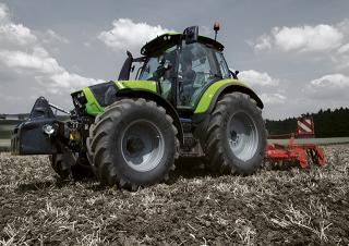 Трактори 4WD (задвиждане на четирите колела) DEUTZ-FAHR 6160