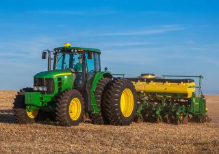 Трактори 4WD (задвиждане на четирите колела) John Deere 6170J