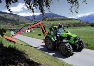 Трактори 4WD (задвиждане на четирите колела) DEUTZ-FAHR 6205 Agrotron RCShift 