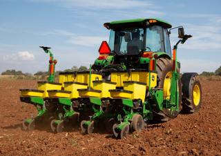 Трактори 4WD (задвиждане на четирите колела) John Deere 6403