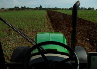 Трактори 4WD (задвиждане на четирите колела) John Deere 6603