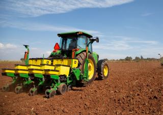 Трактори 4WD (задвиждане на четирите колела) John Deere 6603