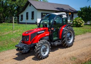 Трактори 4WD (задвиждане на четирите колела) Mahindra 6675F