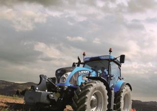 Трактори 4WD (задвиждане на четирите колела) Landini 7-190