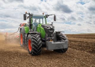 Трактори 4WD (задвиждане на четирите колела) Fendt 726 Vario Power+