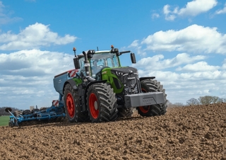 Трактори 4WD (задвиждане на четирите колела) Fendt 939 Vario Power+