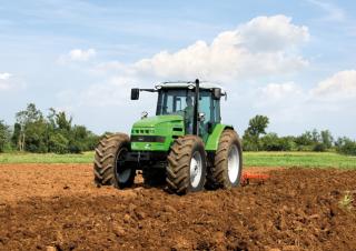 Трактори 4WD (задвиждане на четирите колела) DEUTZ-FAHR Agrotrac 610 DT