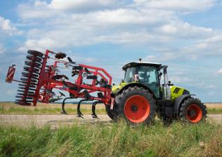 Трактори 4WD (задвиждане на четирите колела) Claas Arion 550 Hexashift