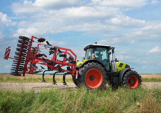 Трактори 4WD (задвиждане на четирите колела) Claas Arion 650 Cmatic