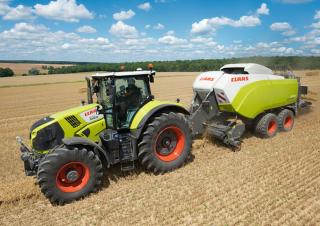 Трактори 4WD (задвиждане на четирите колела) Claas Axion 830