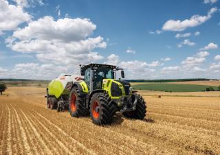 Трактори 4WD (задвиждане на четирите колела) Claas Axion 870 Cmatic 