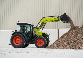 Трактори 4WD (задвиждане на четирите колела) Claas Elios 230