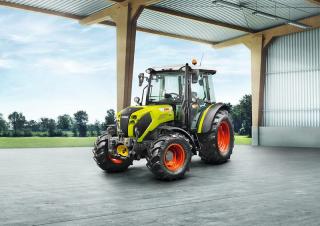 Трактори 4WD (задвиждане на четирите колела) Claas Elios 330   