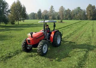 Трактори 4WD (задвиждане на четирите колела) SAME Explorer 100