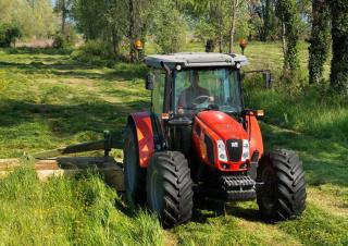 Трактори 4WD (задвиждане на четирите колела) SAME Explorer 110 MD