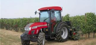 Трактори 4WD (задвиждане на четирите колела) McCormick F90N