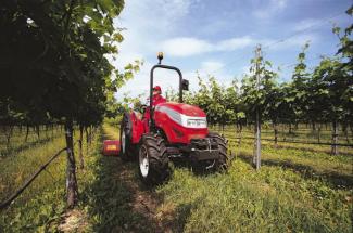 Трактори 4WD (задвиждане на четирите колела) McCormick GM 55