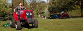 Трактори 4WD (задвиждане на четирите колела) Massey Ferguson MF 1547 DC